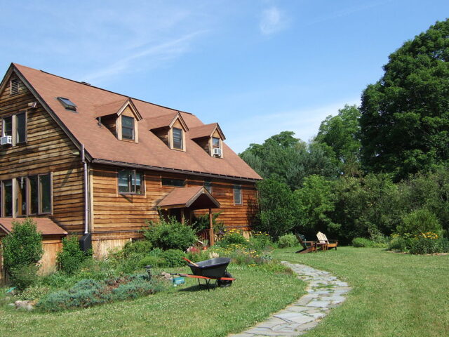 Brookton Hollow Farm B&B