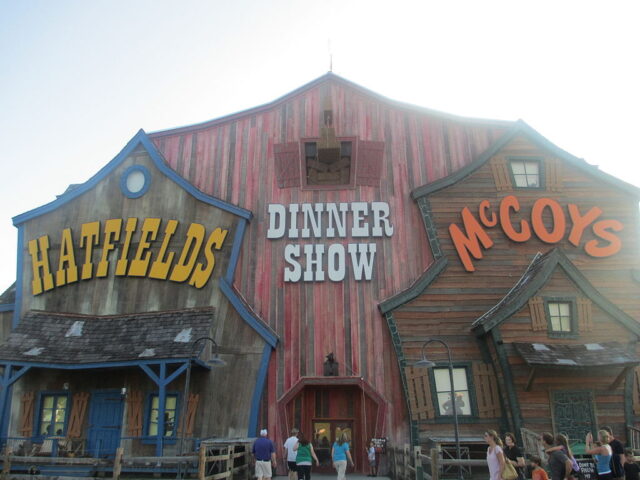 Hatfield & Mccoy Dinner Feud