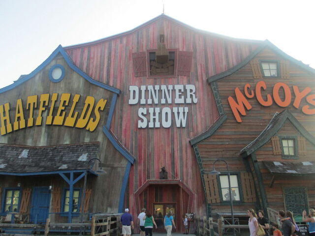 Hatfield & Mccoy Dinner Feud