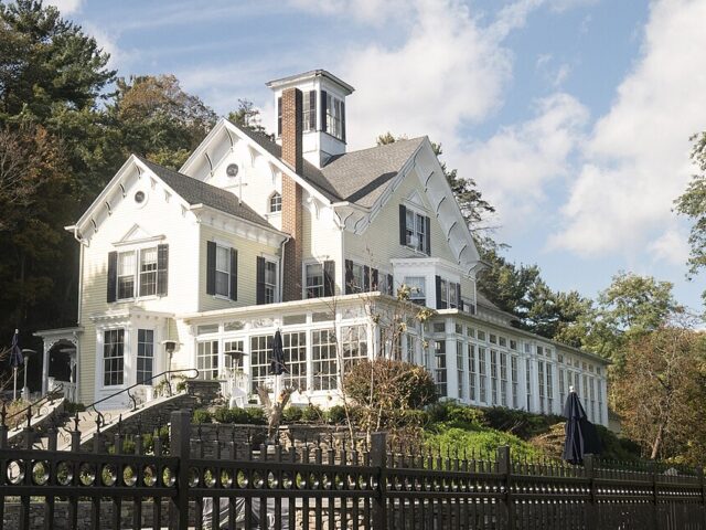 Inn at Taughannock Falls
