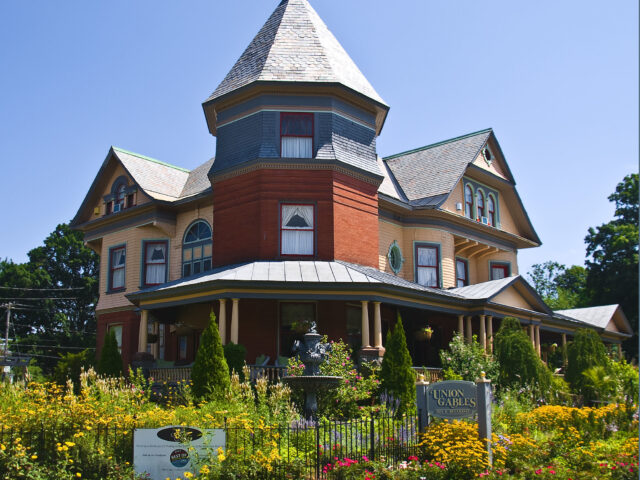 Union Gables Inn Bed And Breakfast