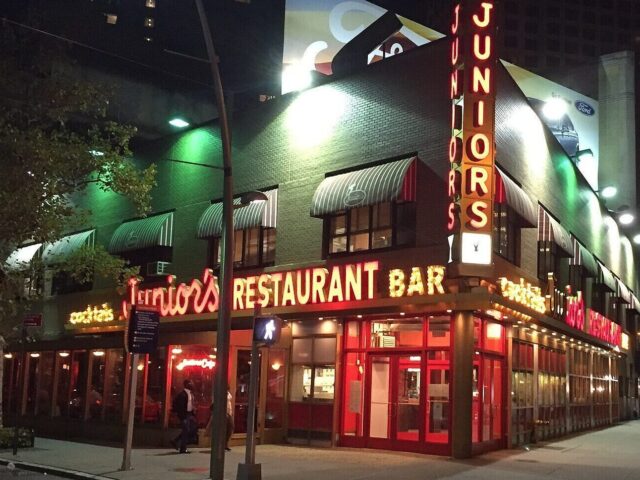 Junior's Restaurant