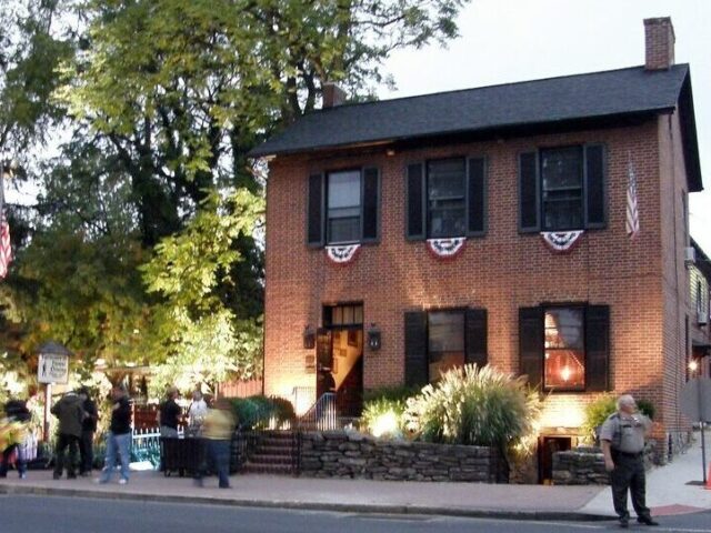 The Farnsworth House B&B