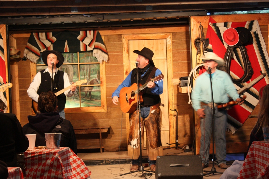 Bar T 5  Covered Wagon Cookout & Show