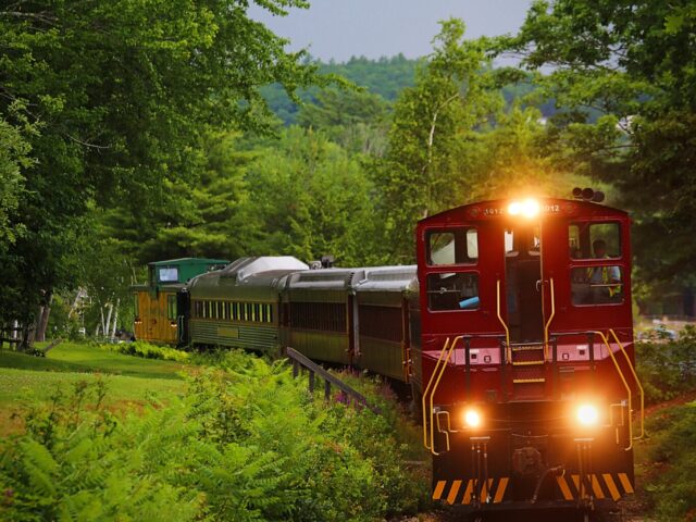 Winnipesaukee Scenic Railroad