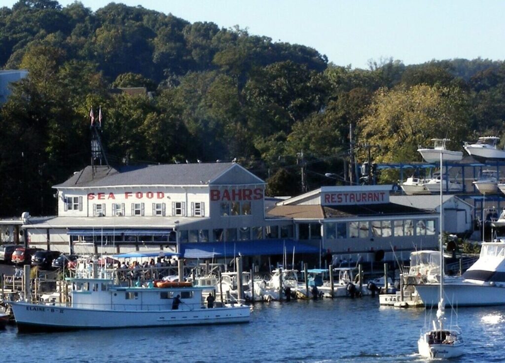 Bahrs Landing Famous Seafood Restaurant