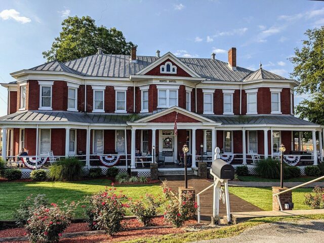 Grand Victorian Inn