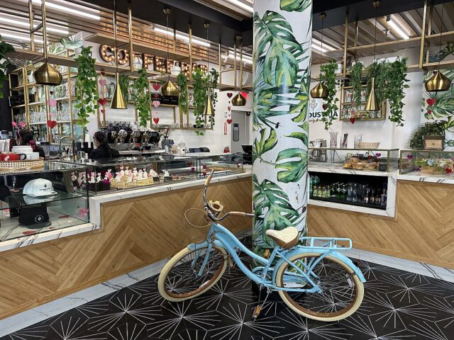 La Industria Café and Bakery Bayside Marketplace