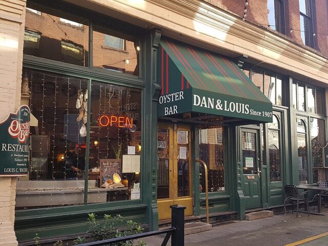 Dan & Louis Oyster Bar