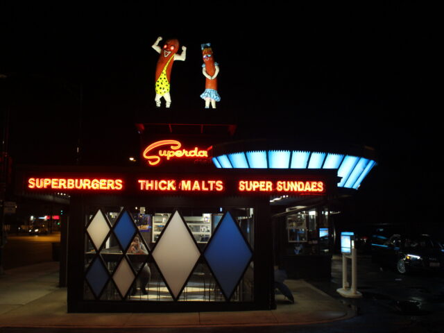 Superdawg Drive In