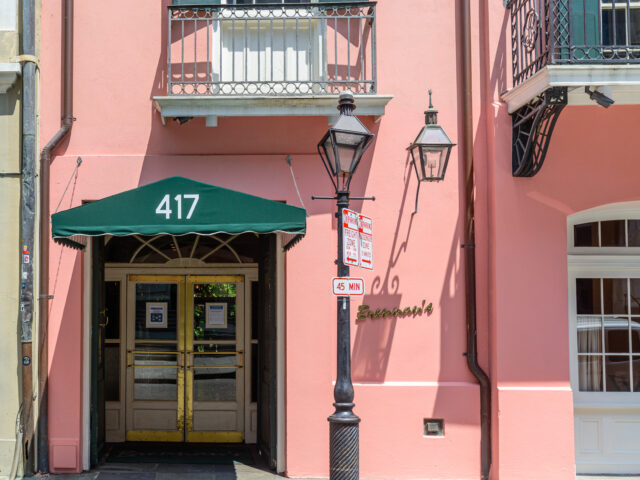 Brennan`s Restaurant