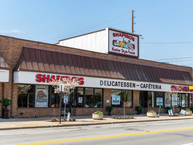 Shapiro's Delicatessen-Cafeteria