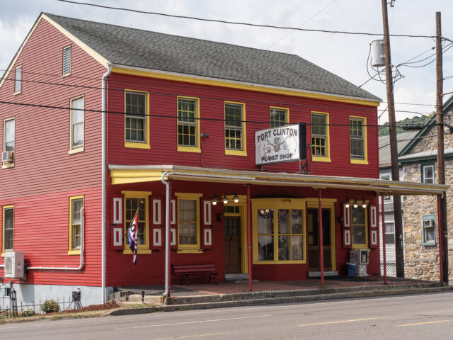 Port Clinton Peanut Shop
