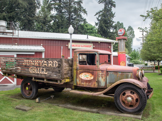 Junkyard Grill