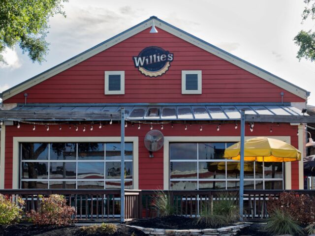 Willie's Grill And Icehouse