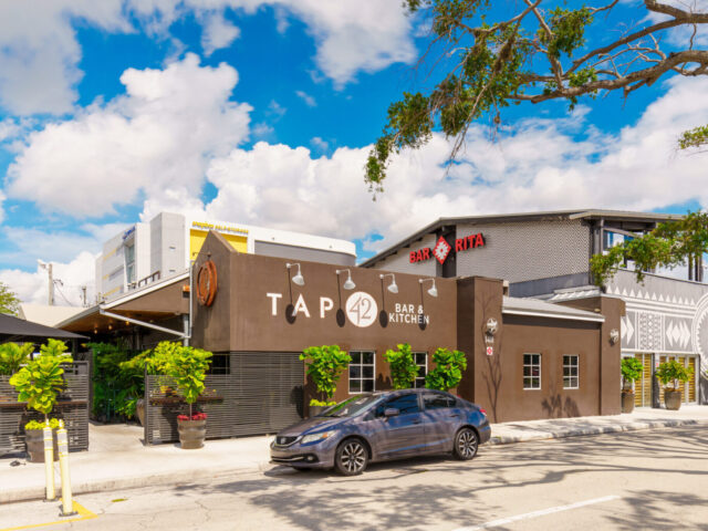 Tap 42 Bar and Restaurant