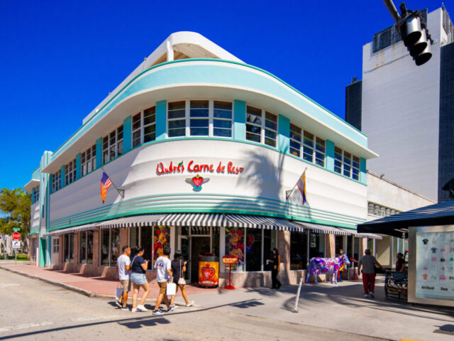 Quadres Carne De Resco Restaurant