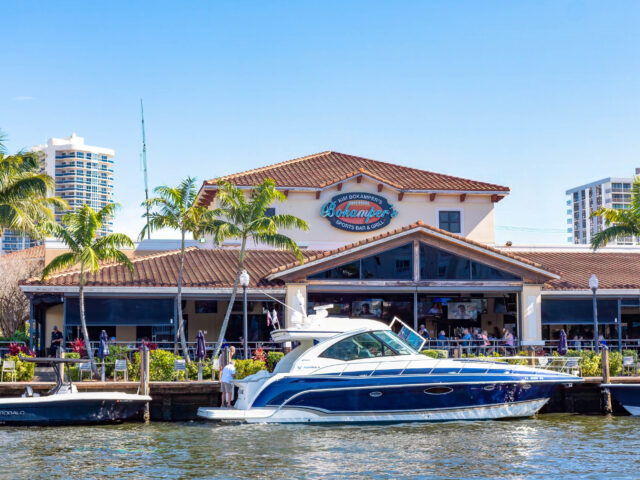 Bokampers Bar And Grill