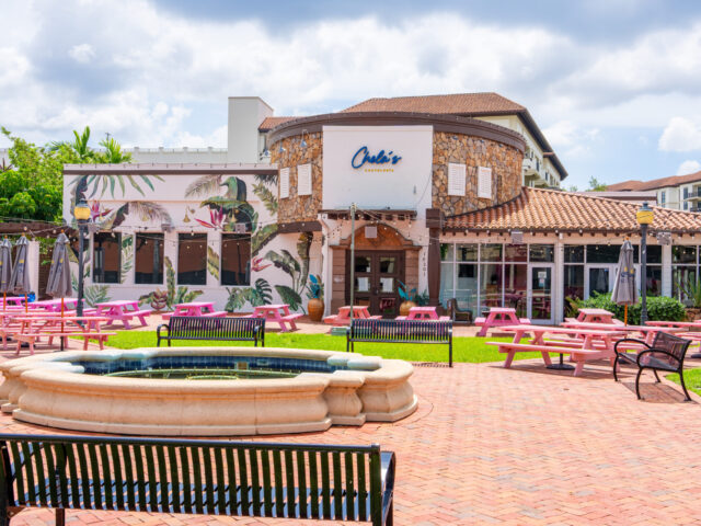 Chelas Miami Bar & Grill