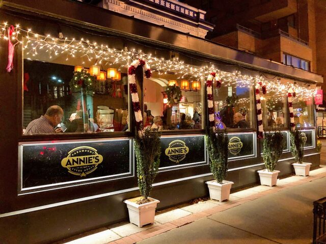 Annie's Paramount Steakhouse
