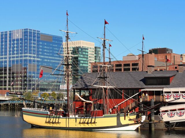 Boston Tea Party Ships & Museum