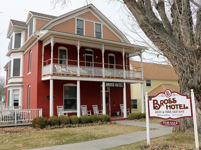 Bross Hotel Bed and Breakfast