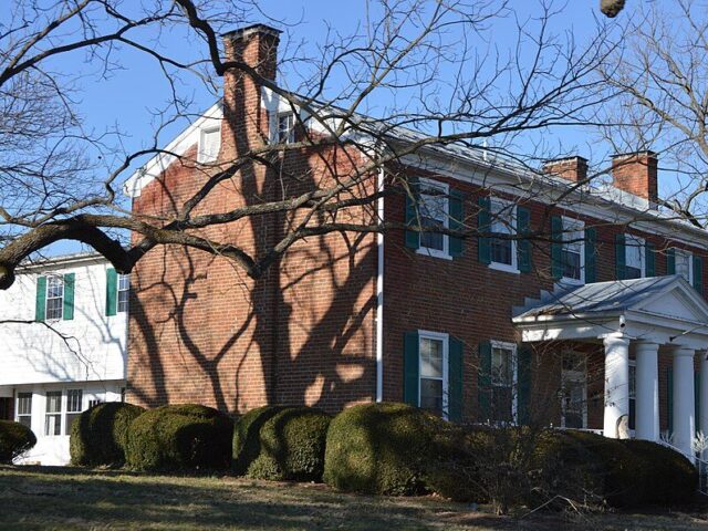 Cave Hill Farm B&B