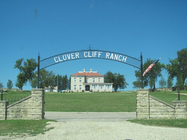 Clove Cliff Ranch B&B