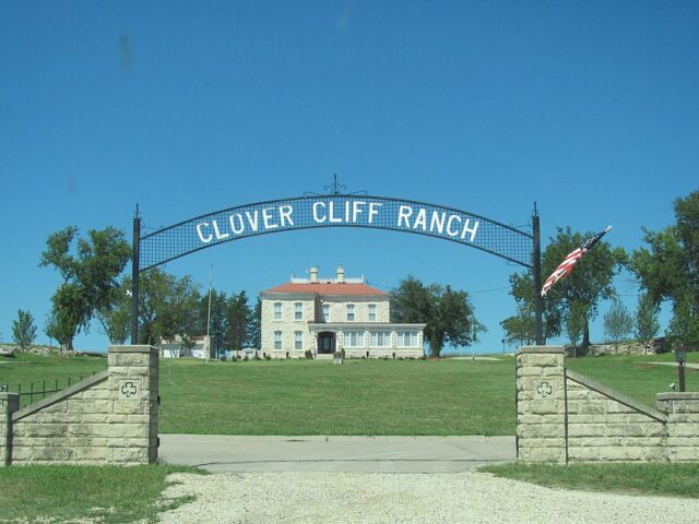 Clove Cliff Ranch B&B