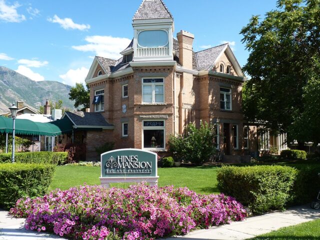 Hines Mansion B&B