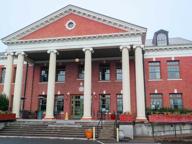 McMenamins Grand lodge