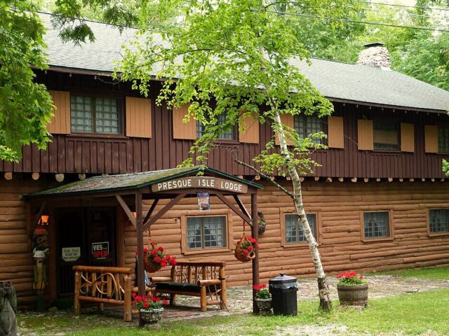 Presque Isle Lodge B&B