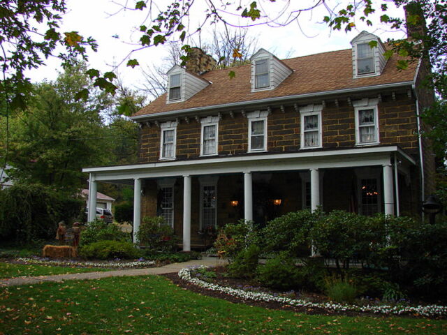 Century Inn Bed & Breakfast