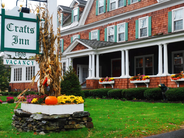 Crafts Inn