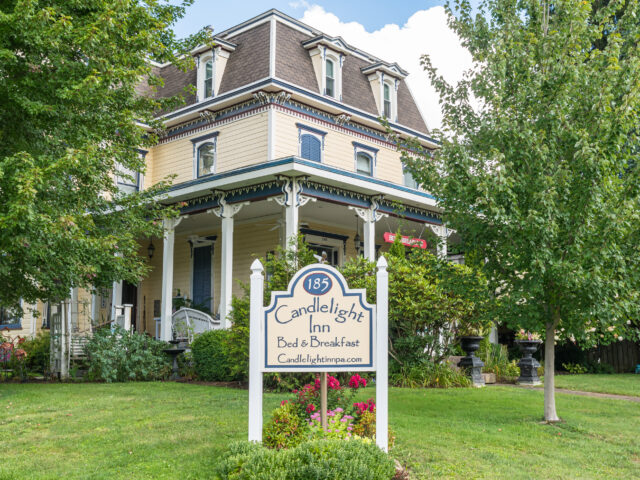 Candlelight Inn Bed and Breakfast