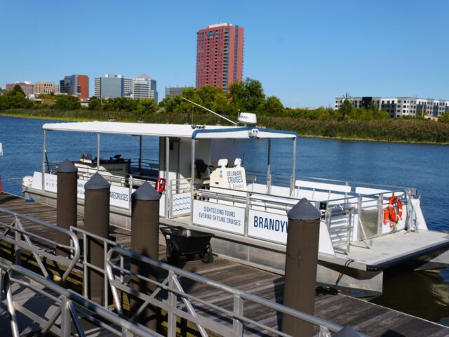 Delaware River Cruises and sightseeing tours