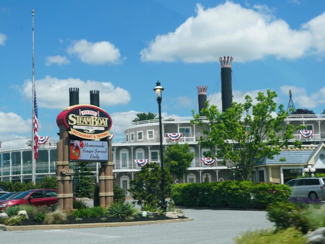 Fulton Steamboat Inn