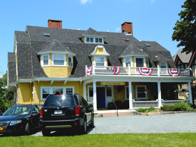 Thornhedge Inn