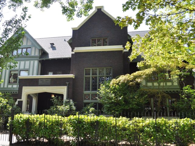 Shafer Baillie Mansion B&B