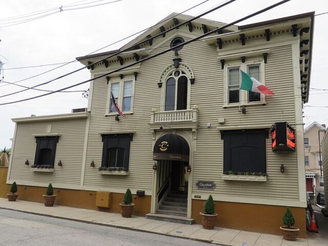 Camille's Restaurant