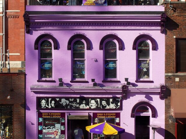 Tootsie's Orchid Lounge