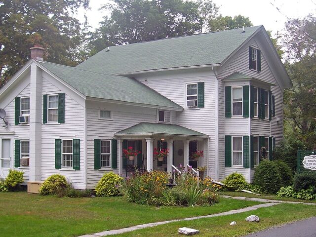 1870 Roebling Inn B&B