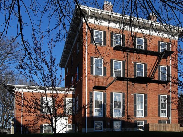 Christopher Dodge House B&B