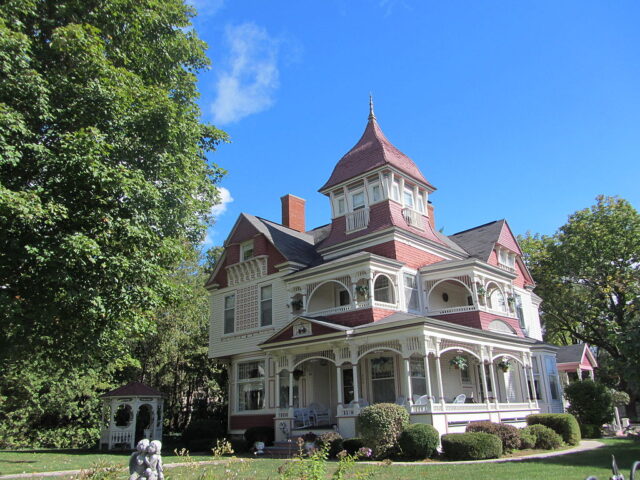 Grand Victorian B&B Inn