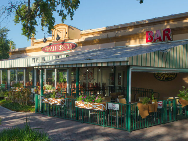 Cafe Alfresco