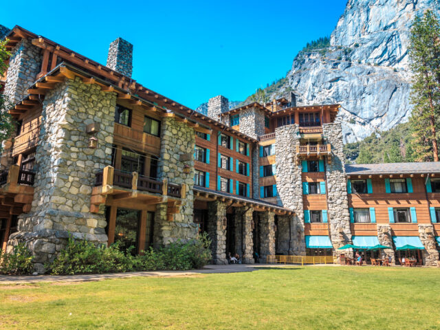 Ahwahnee Hotel