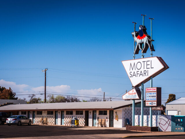 Motel Safari