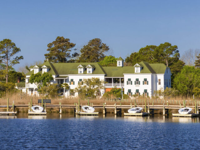 Roanoke Island Inn