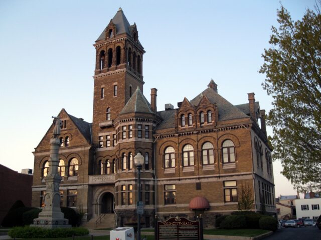 City Hall Grand Hotel
